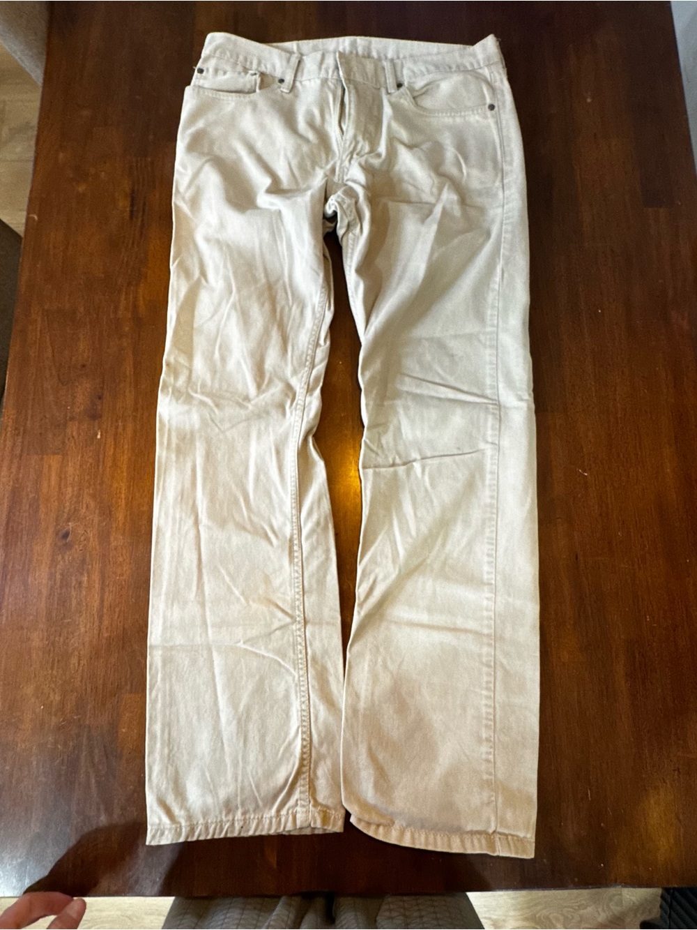 Levi's Light Beige Straight-Leg Jeans